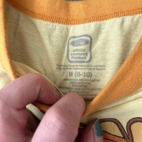 Ford shirt and shorts set size medium - Picture 3 of 5